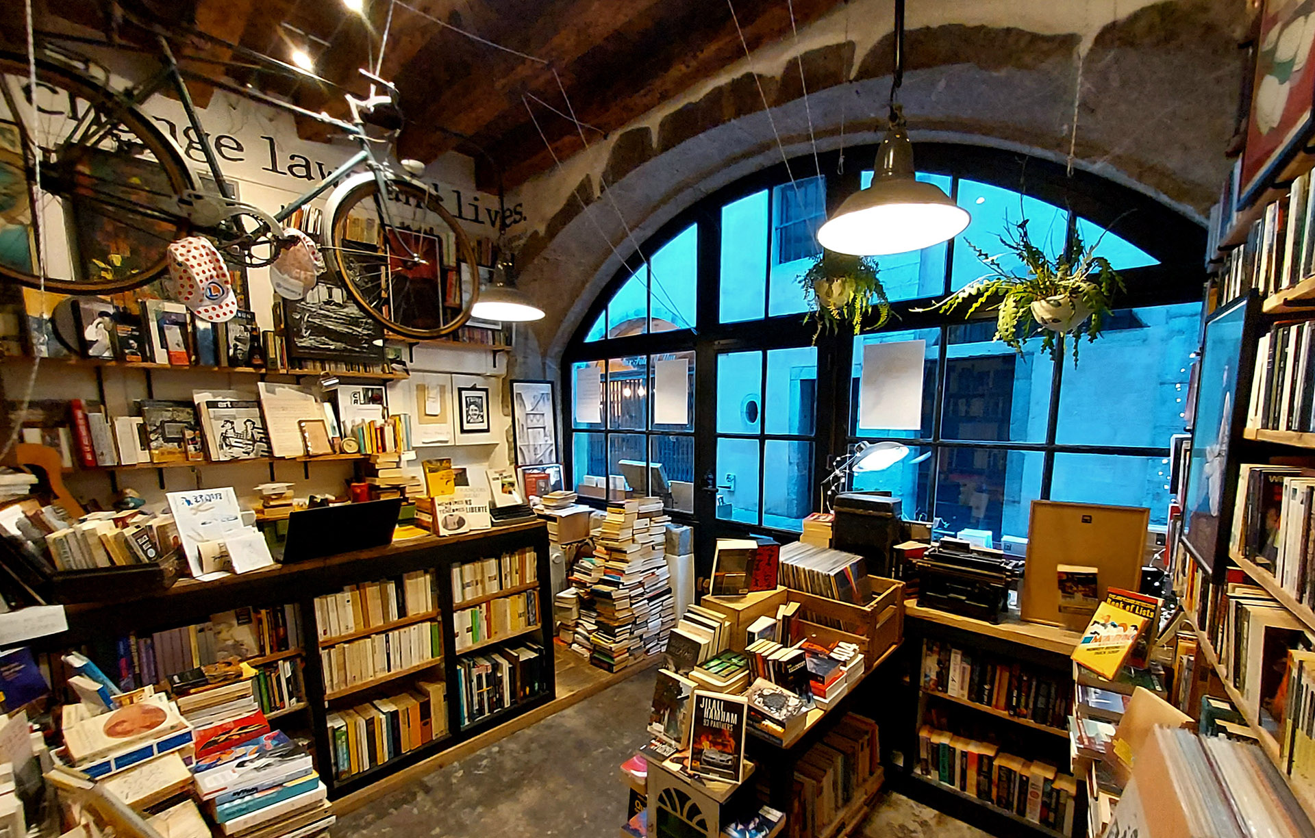 librairie Le Panier à Salade - vue intérieure